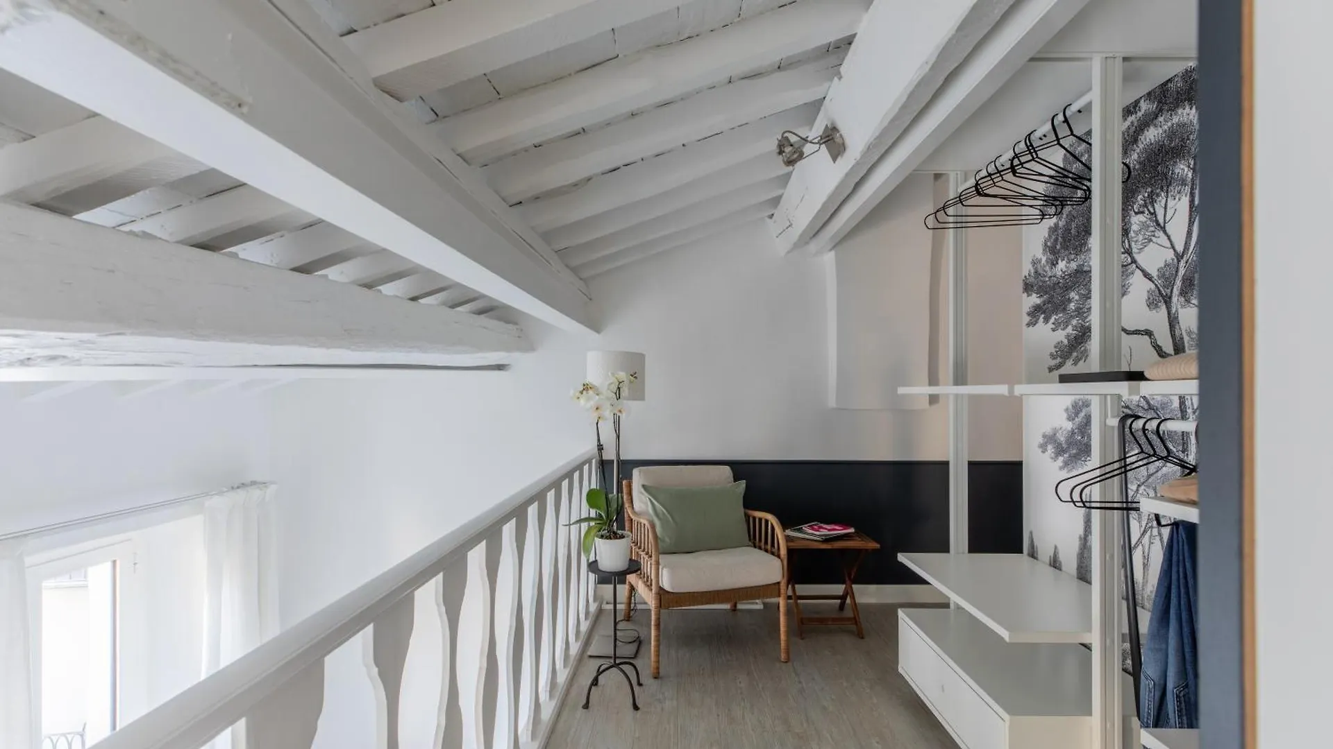 Iflat Historic Flat In Campo De Fiori Apartment Rome Italy